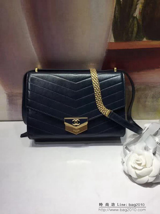 香奈兒CHANEL57491CHANEL 2018新品漢堡系列專櫃最新版肩背斜跨晚宴包 DSC1090